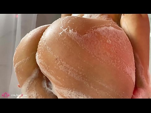❤️ Brunette Akuseweretsa maliseche ndi Vibrator mpaka Intense Orgasm mu Shower Kanema wolaula pa ny.eviewporn.ru  ☑
